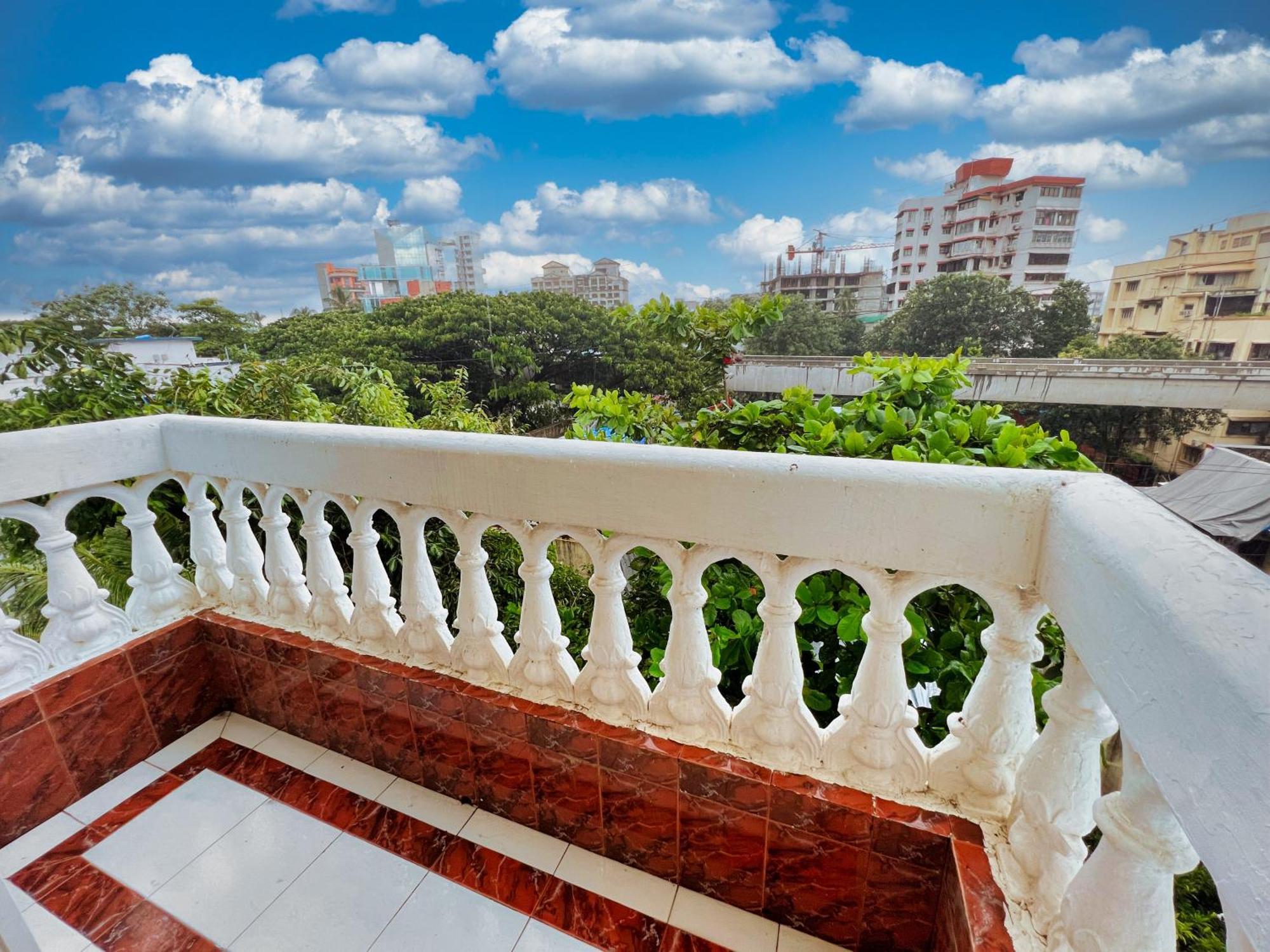 White House By Maxxvalue Service Apartments Bandra Mumbai Exterior photo