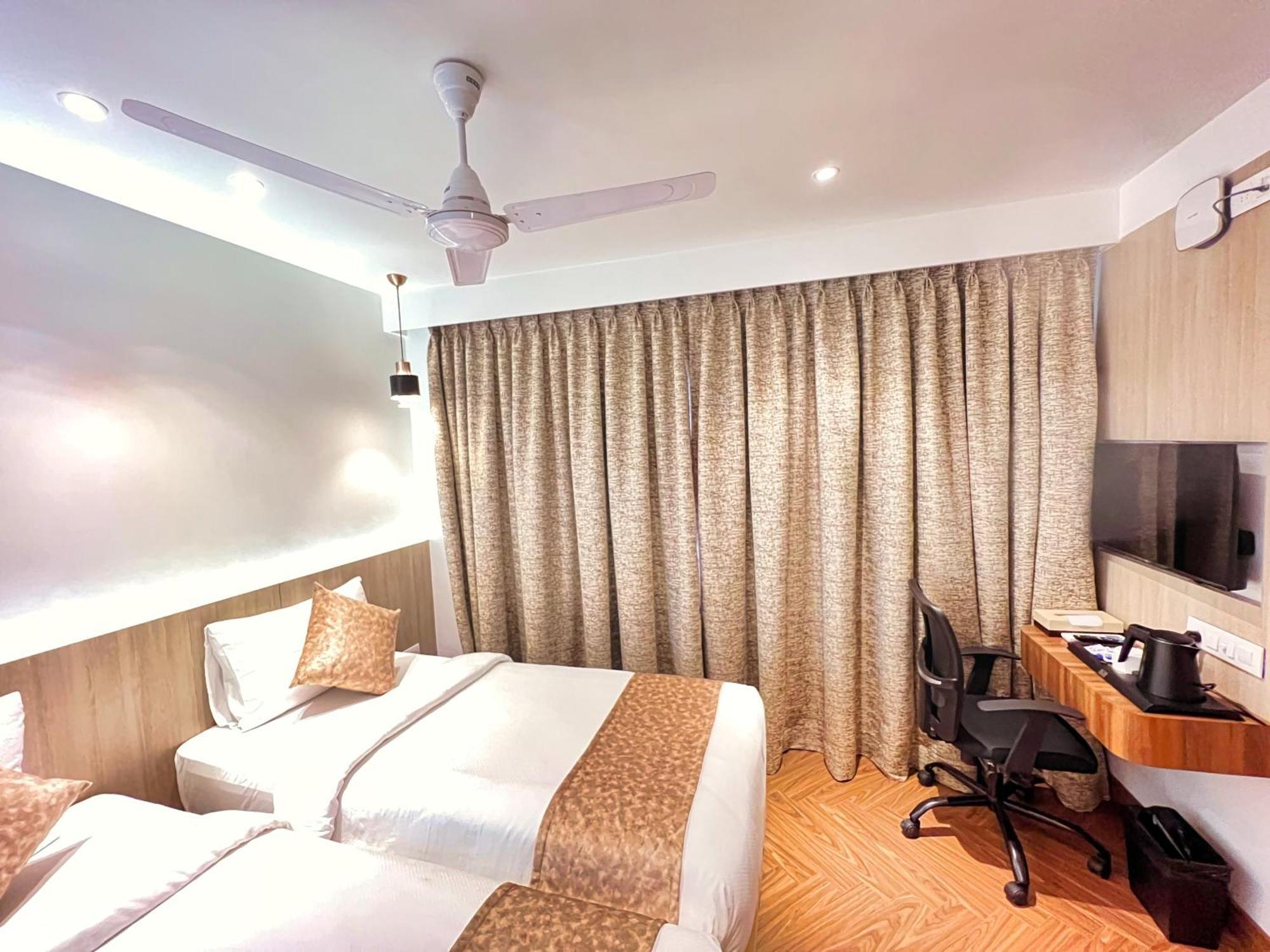 White House By Maxxvalue Service Apartments Bandra Mumbai Exterior photo