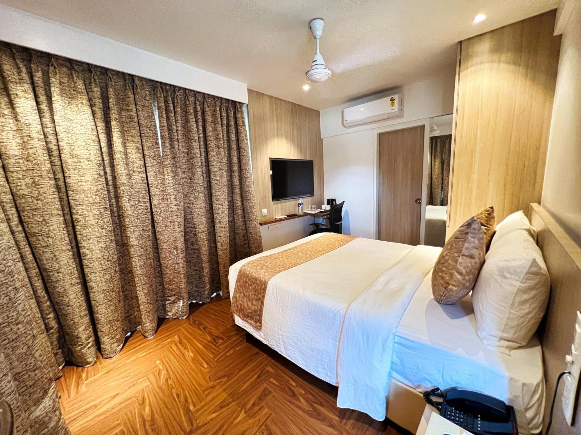 White House By Maxxvalue Service Apartments Bandra Mumbai Exterior photo